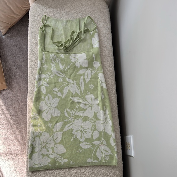 Abercrombie and Fitch Jacquard Open Back Mini Dress - Picture 4 of 5